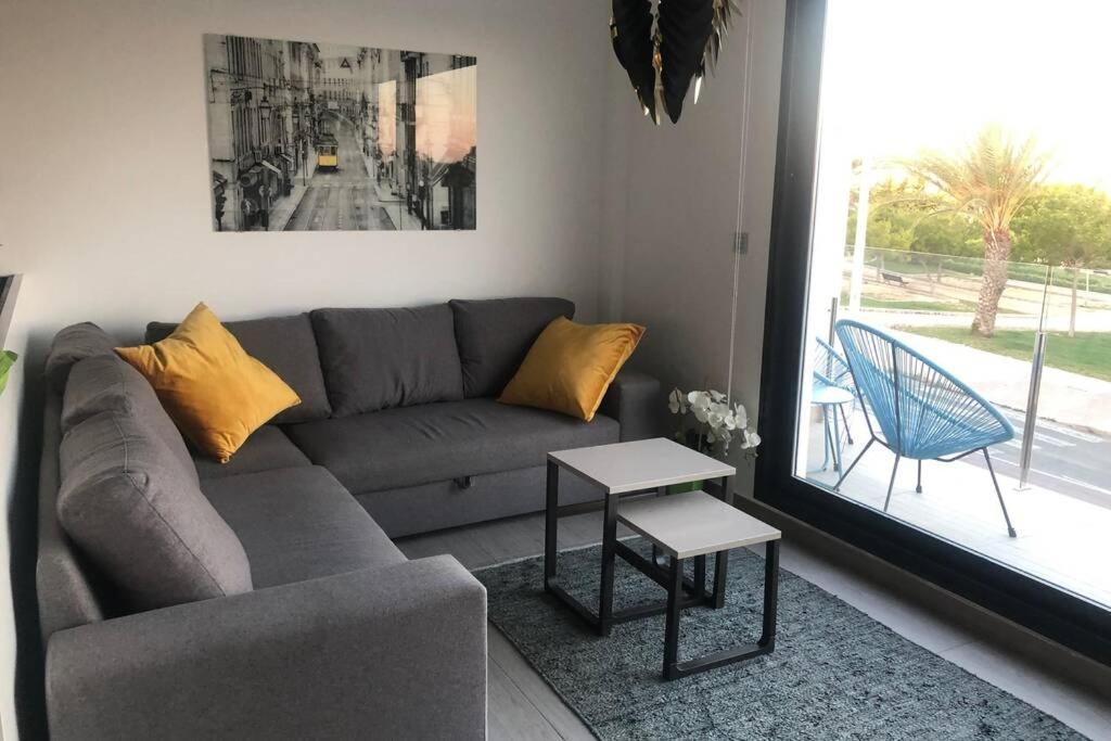 Fun Holiday Apartment Punta Prima Торевиеха Екстериор снимка