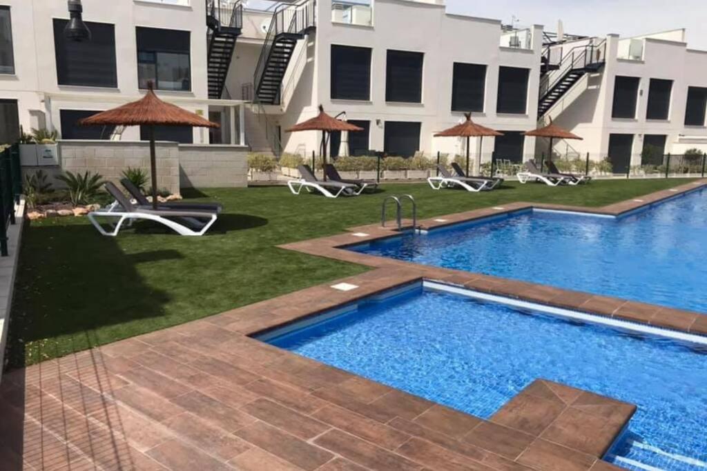 Fun Holiday Apartment Punta Prima Торевиеха Екстериор снимка